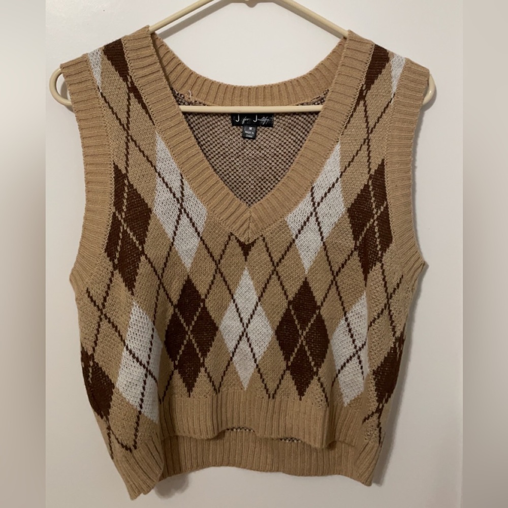Sweater vest